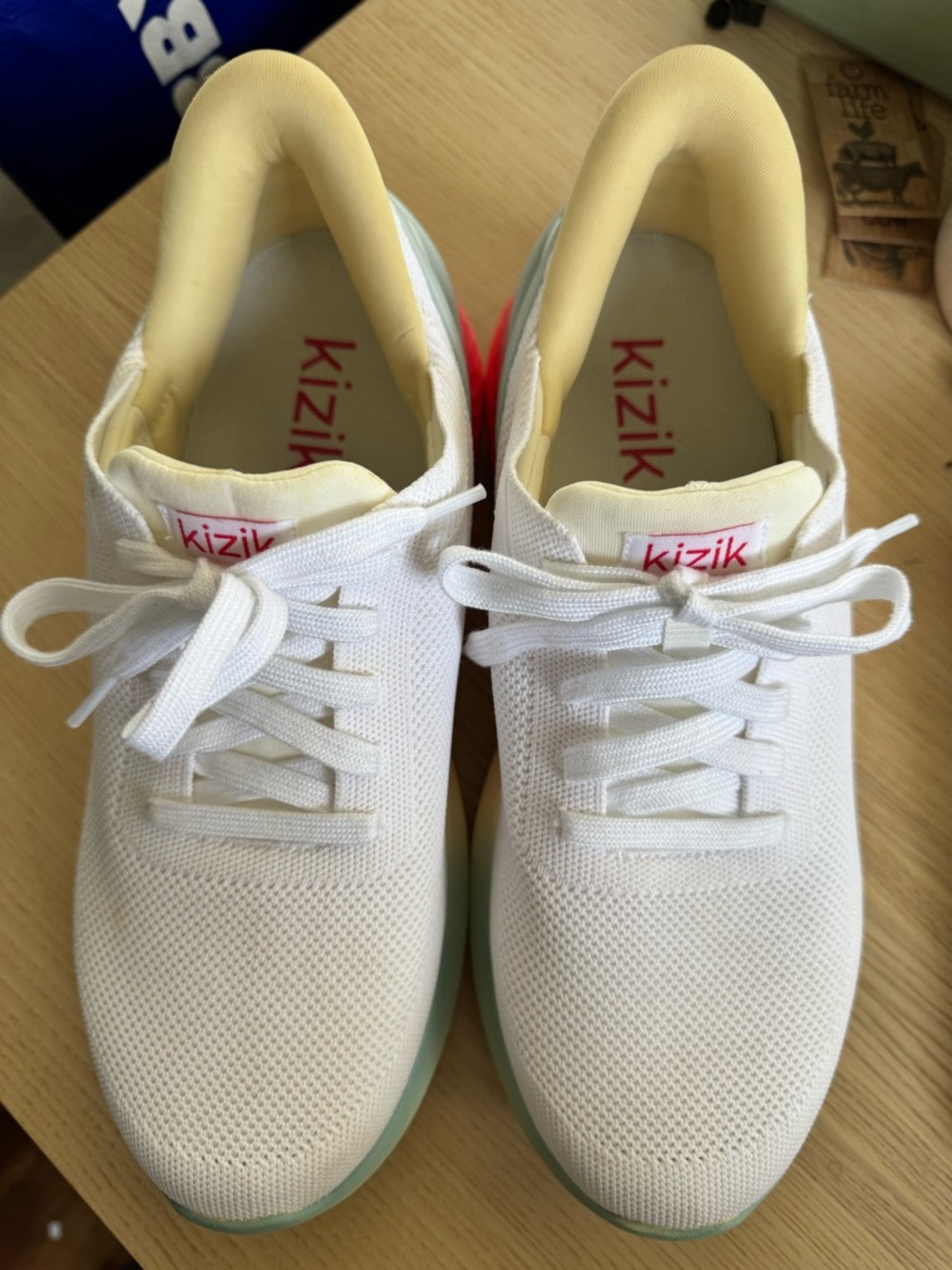 NWOT Kizik Athens Sneakers with Pastel Sunrise Heel Women’s 10W
